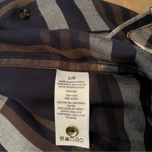 Dynamite Women’s Plaid Shirt Size Large Navy, Brown, Black & White Rayon - Picture 10 of 11